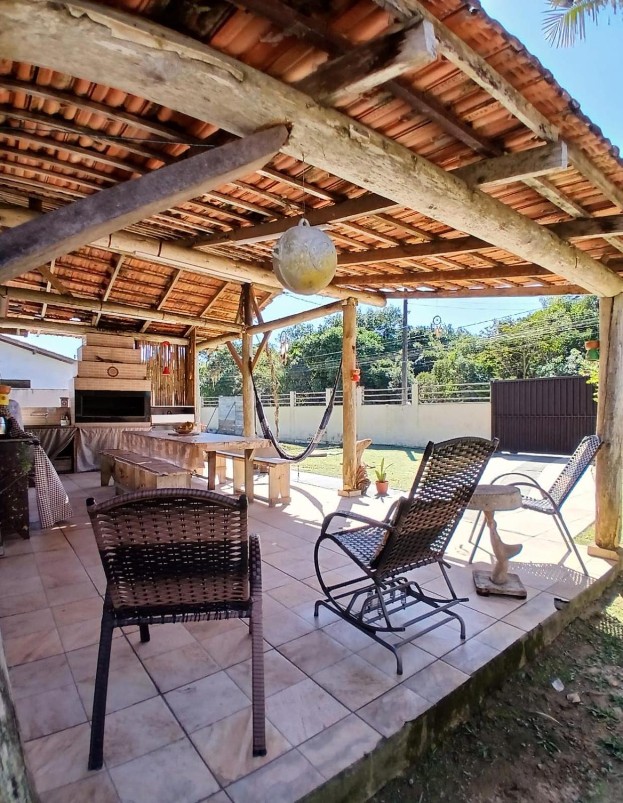 La Casita Casa Familiar Hospedagem E Camping Urbano Navegantes Exterior photo
