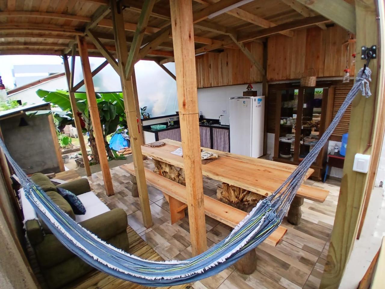 La Casita Casa Familiar Hospedagem E Camping Urbano Navegantes Exterior photo
